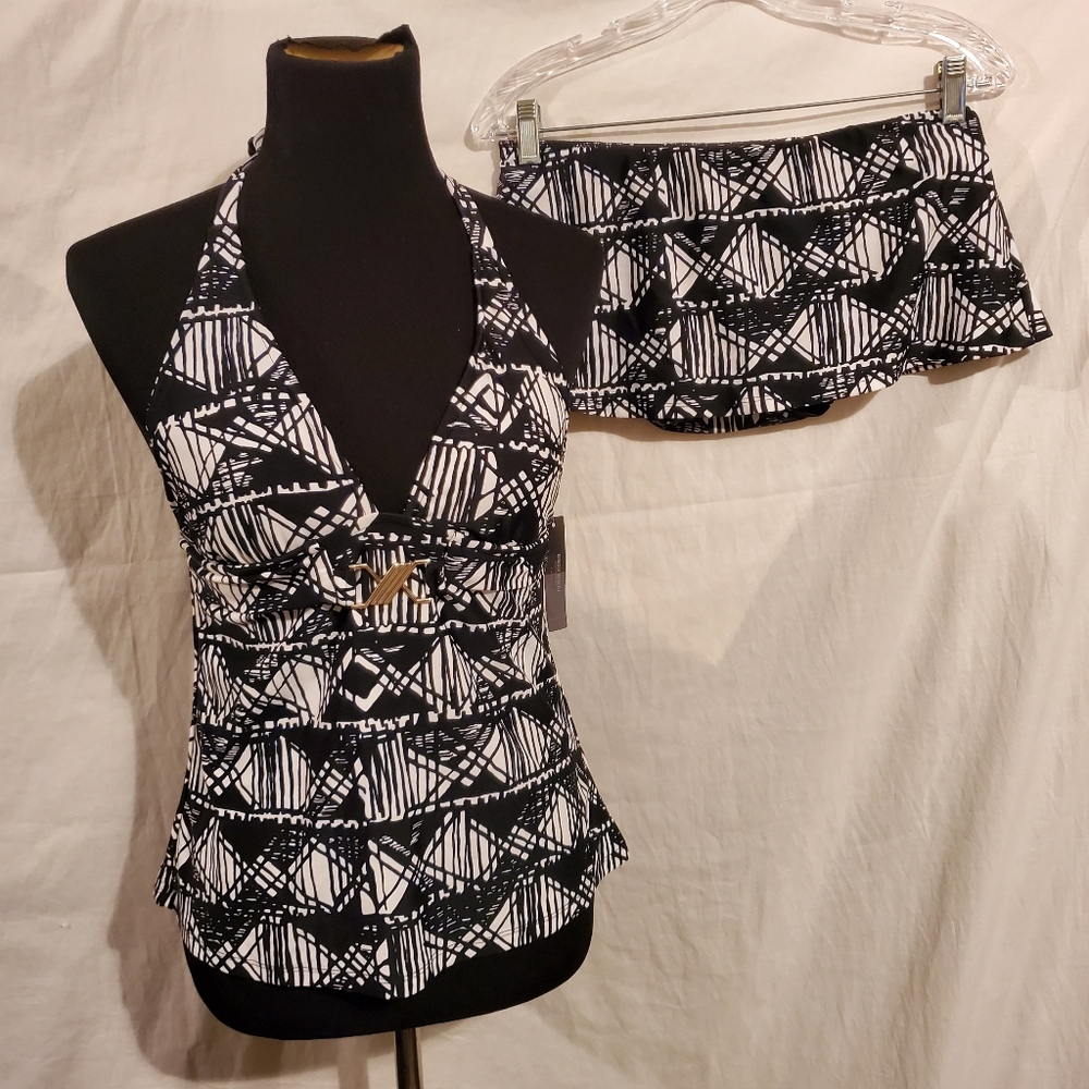 NWT Bisou Bisou Women's Black & White Skirted Tankini with metal detail S